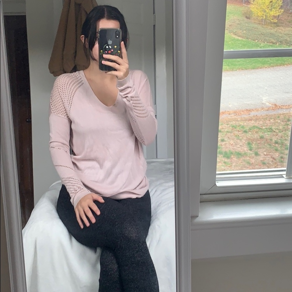 Express Sweater - Picture 6 of 7